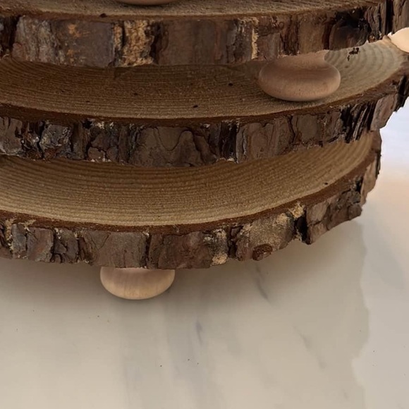 2 Natural wood slices - Picture 3 of 3